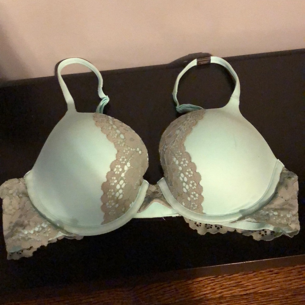 Victoria Secret bra